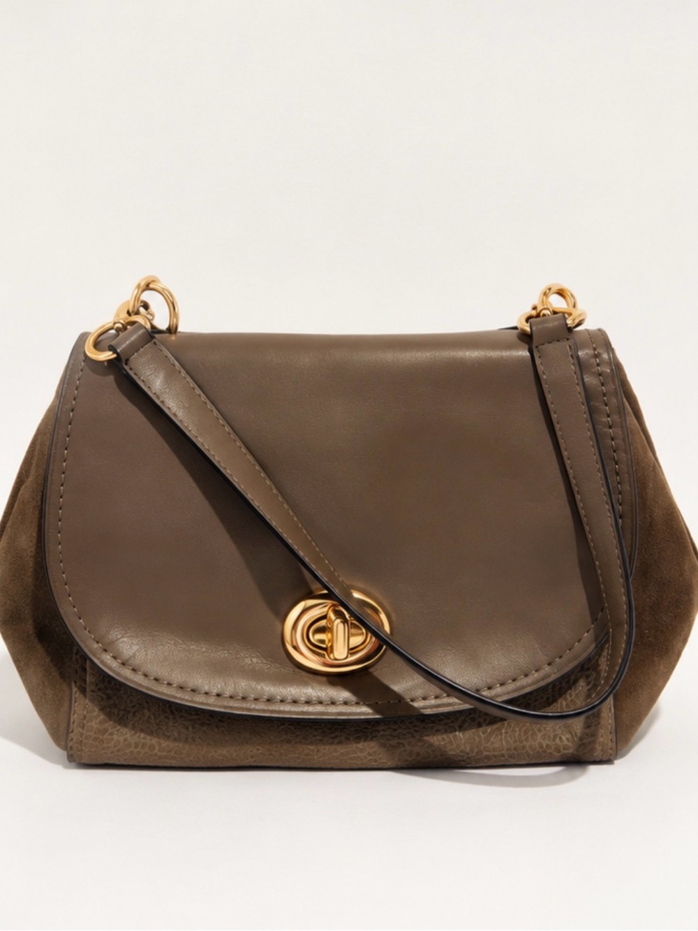 💕Coach Faye Carryall💕